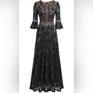 Black Lace Bell Sleeve Formal Long Dress | XL |